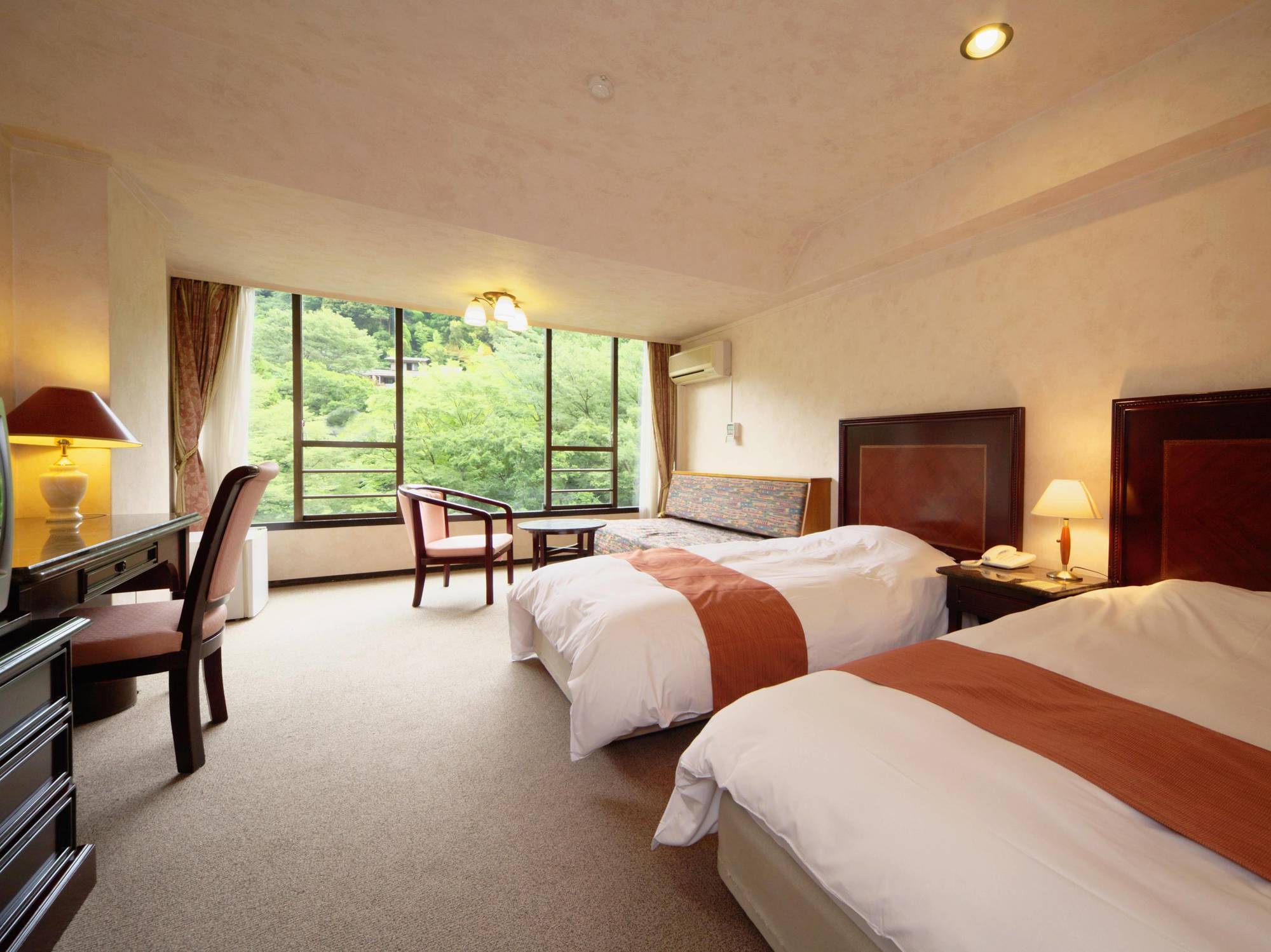 Tonosawa Quatre Saisons Hotel Hakone Buitenkant foto